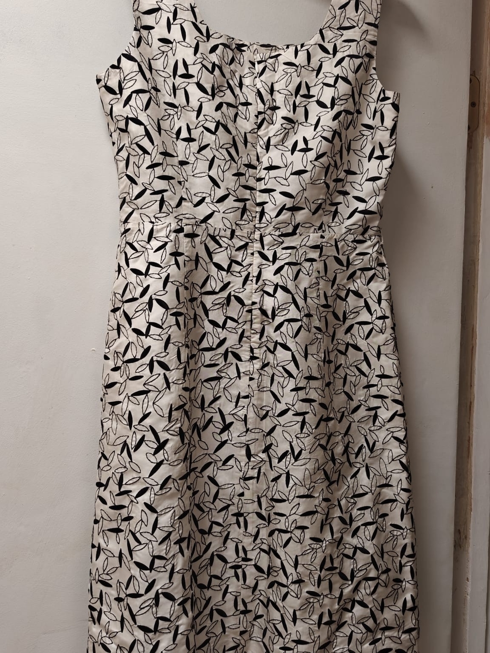 Liz Claiborne Cream Dress with Black Leaf Pattern